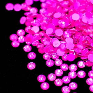 Luminous Purple Flatback Rhinestone Glow in the Dark Flat Back Dance Costume DIY Rhinestones Nail Art Diamond 1440 Pc SS10 SS20 Ships USA
