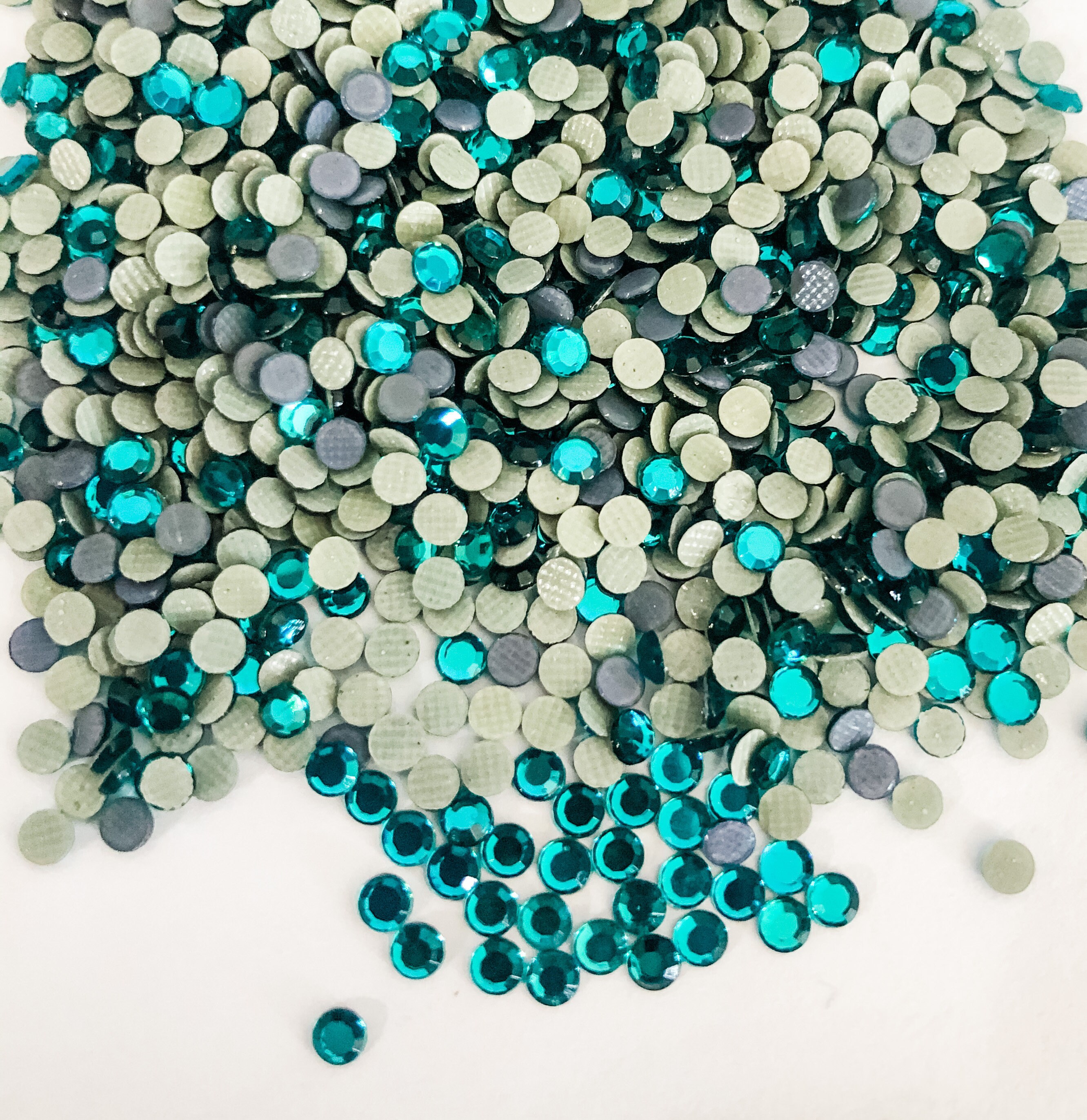 Blue Zircon AB SS20 Non-Hotfix Rhinestones (10 gross/1,440 stones)