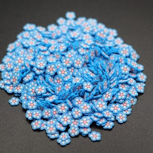 Blue Red Daisy Polymer Clay Slice Flower for Snowglobe Tumblers, Slime, Hair Gel, Nail Art, Jewelry, Resin, DIY Projects, Crafting A3-6-3