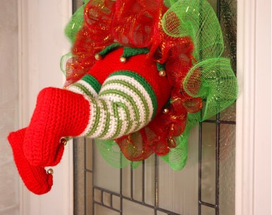 Elf Stuck in My Wreath! Christmas Amigurumi Crochet Pattern - PDF Digital File Tutorial