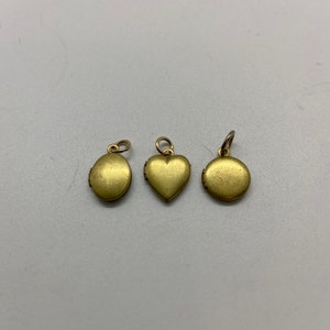 3 very tiny vintage deadstock 1960&#39;s heart oval and circle locket