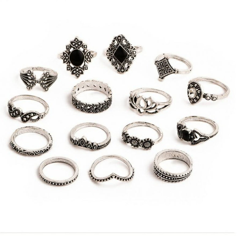 Vintage Style. 15 PCSset Bohemian Retro Crystal Flower Leaves Hollow Lotus Gem Ring Set Women Wedding Jewelry Gifts Boho Stackable Rings