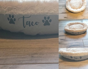 Personalized Dog or CAT Bed, SMALL Dog Bed With Custom Name , CAT bed with name, Puppy Bed, Donut Bed, Calming Bed For Dog, Dog furniture