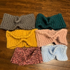Cozy Hand-Knit Earwarmer Headband - Winter Fashion Accessory