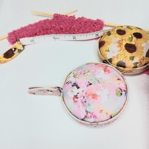 Floral Portable Measuring Tape 78.7 Inches, Crochet and Knitting Tools, Retractable Measuring Tape, Knitters/Crocheters Gift