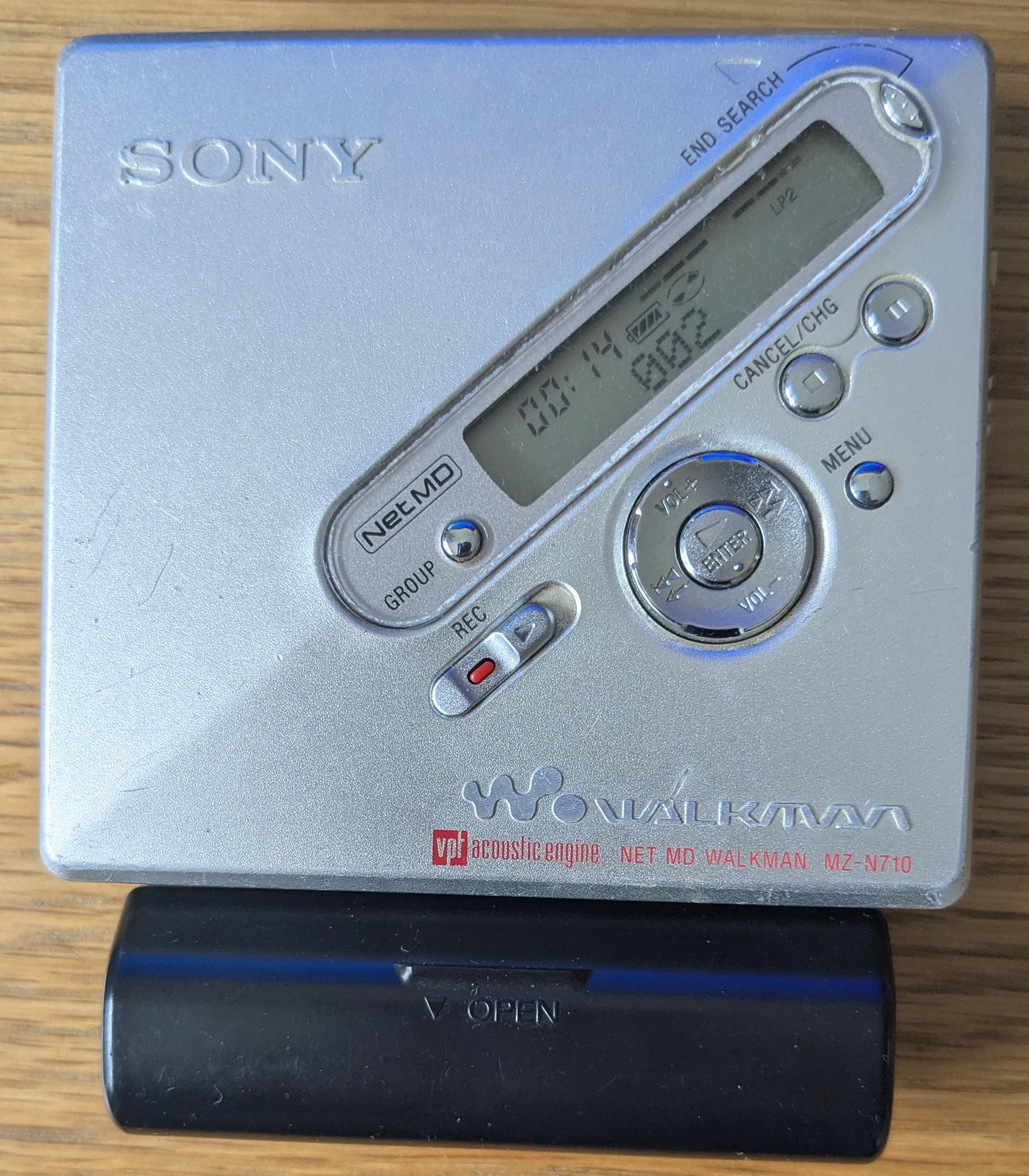 Sony Mini Disc Walkman Sony MZ-R501 mit 13 MD CD‘s (D'occasion) à