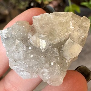 Zeolietkristalclusters klein | Natuurlijke ruwe ruwe apofylliet calciet stilbiet chalcedoonsteen uit India | Metafysisch woondecoratie