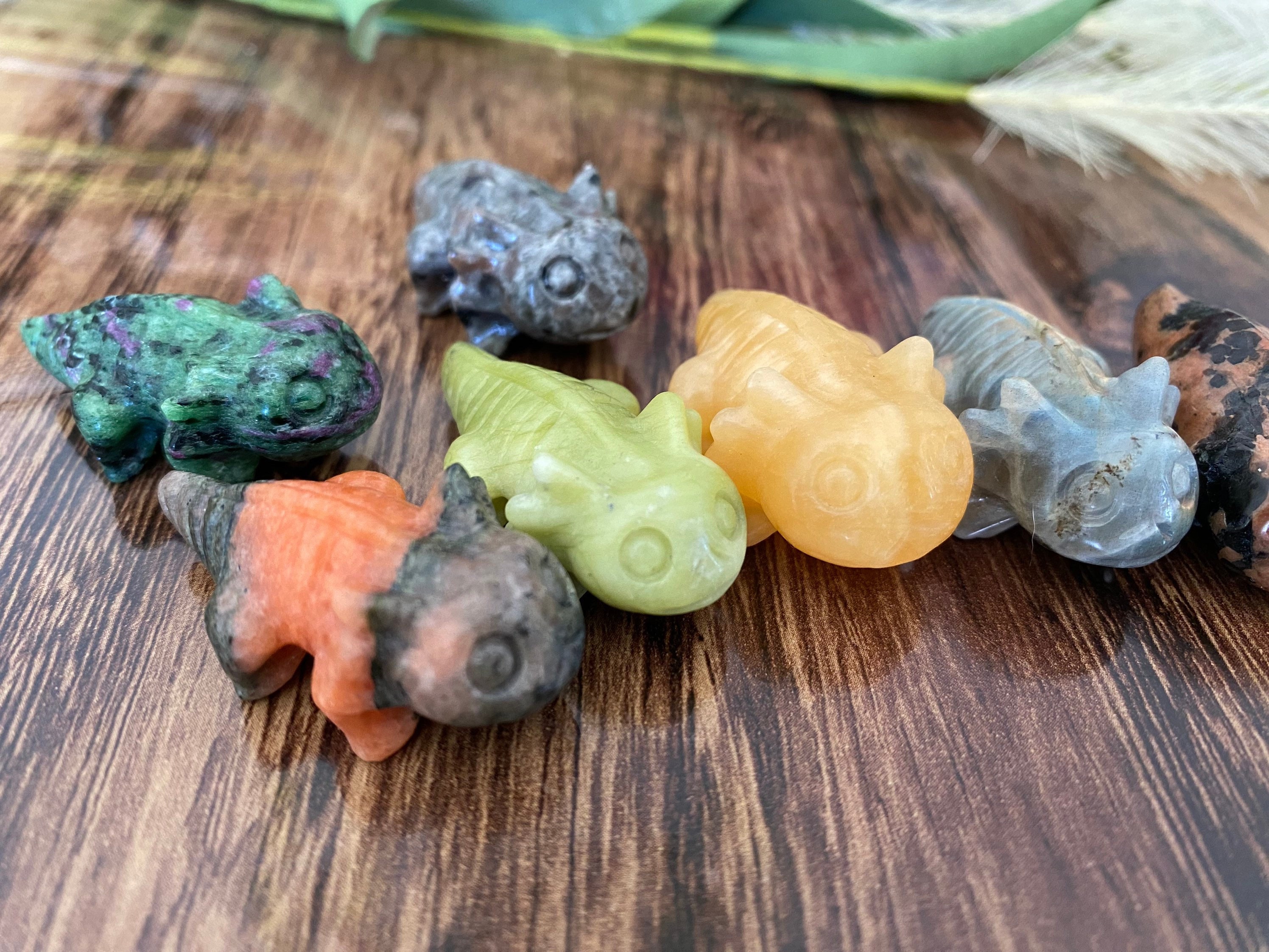 クリスタルアホロートルアソート | 研磨彫刻天然石サラマンダー | 動物