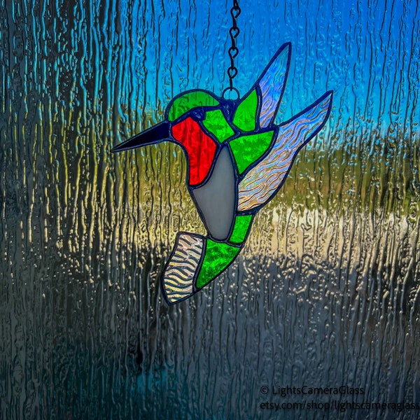 Stained Glass Ruby Throated Hummingbird-Ruby Throated Hummingbird Suncatcher-Ruby Throated Hummingbird-Bird Lover Gift-Hummingbird Ornament