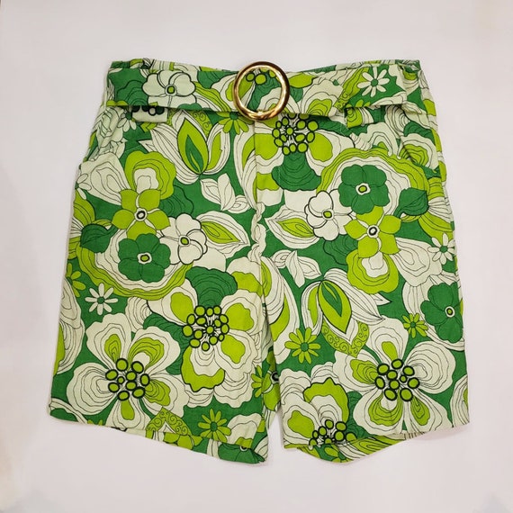 Vintage 1960s Groovy Green Floral Shorts