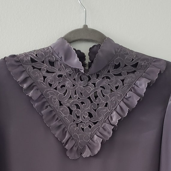 Vintage 1970s Mauve Ruffle Blouse - image 4