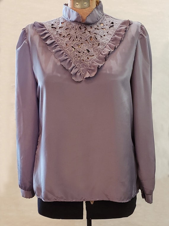 Vintage 1970s Mauve Ruffle Blouse - image 3