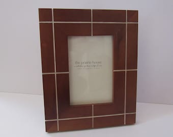 Small Wooden Criss Cross 3 1/2 x 5 1/2 Picture Frame