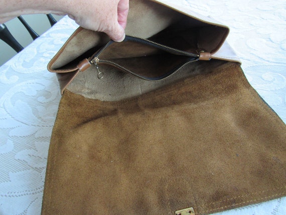 1980's Tan Soft Leather Clutch Purse - image 6
