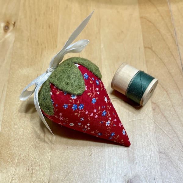 Small Strawberry Emery Pincushion  | Floral & Vine Print red cotton fabric | |Pin Keep | Needle Sharpener | Pincushion