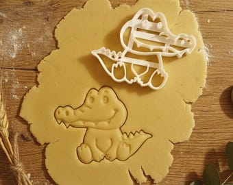 Crocodile cookie cutter
