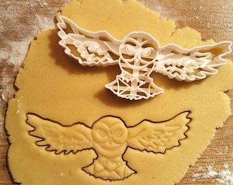 Owl-shaped cookie cutter | Owl cookie cutter