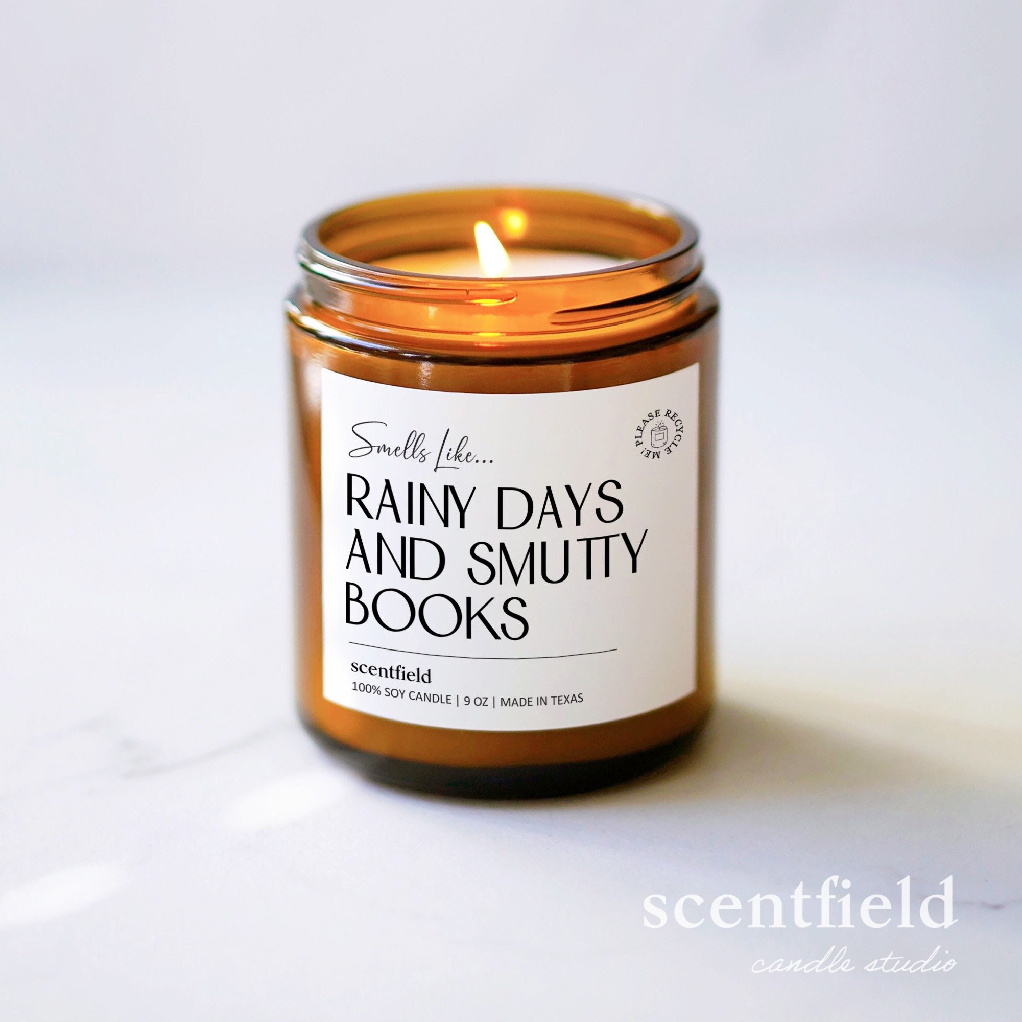 Rainy day reading soy candle bookish candle rain candle -  Portugal