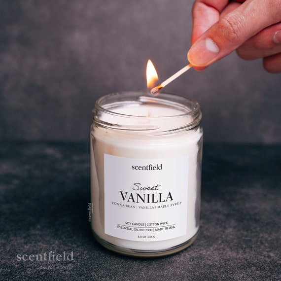 SWEET VANILLA Scented Candle Essential Oil Infused Vegan 