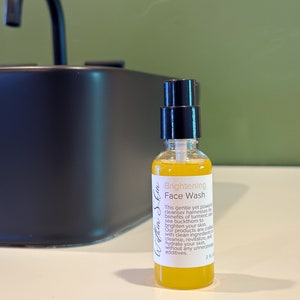 Turmeric face wash | Natural Face Wash | Gentle Cleanser | Organic Skincare | Clarifying Facial Cleanser | Multi-Vitamin Face Wash
