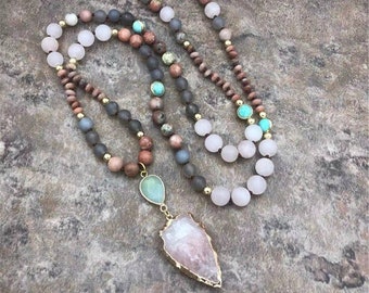 Raw Rose Quartz Mala Necklace-Natural Stone 108 Beads Arrowhead Pendant Necklace for Women-Healing Crystal Stone Protection Necklace Gift