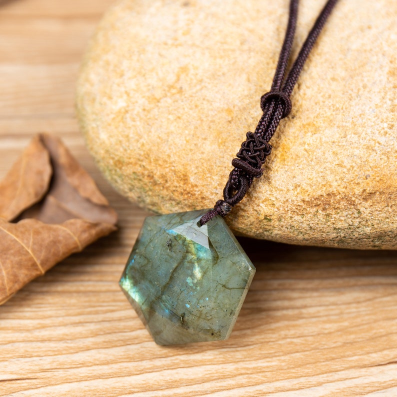 Labradorite Gemstone Dragons Heart Pendant Necklace-Healing Spiritual Protection Grounding Balance Necklace-Natural Crystal Energy Necklace