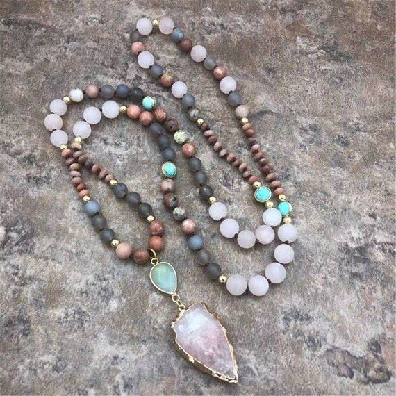 Raw Rose Quartz Mala Necklace-Natural Stone 108 Beads Arrowhead Pendant Necklace for Women-Healing Crystal Stone Protection Necklace Gift