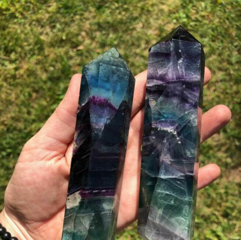 Natural Raw Rainbow Fluorite Crystal Healing Towers Points Wand-Spiritual Meditation Energy Protection Obelisk 2.5-3 inches 