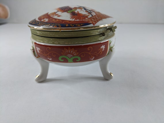 vintage ceramic asian jewelry or trinket box - Pr… - image 10