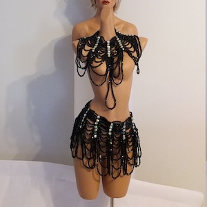 FALDA + CUELLO de cuentas negras - Show de carnaval de samba - Chica - Ciencia ficción - Rave - Las Vegas - Cabaret - Burning Man - Desfile del orgullo - Brasil - Lady GaGa - KS-Mir-T+Sk