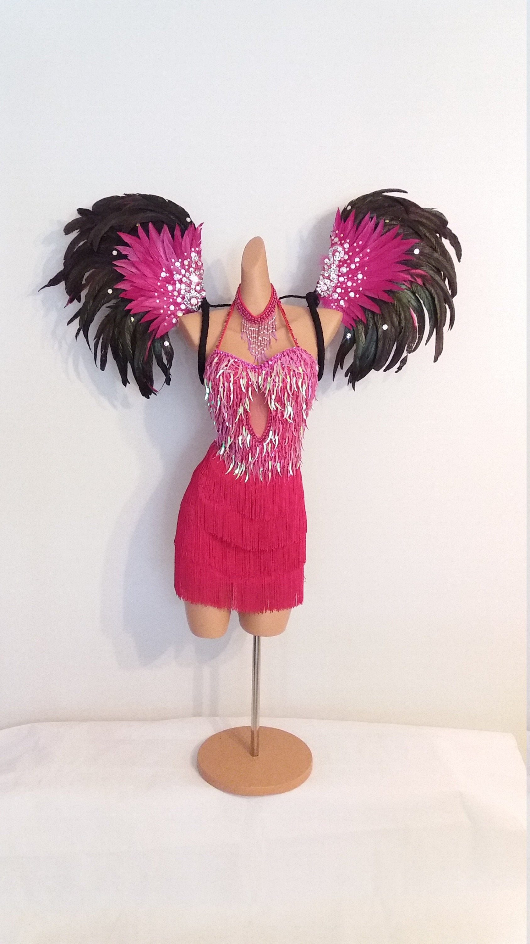 Ailes de plumes rose vif/sac à dos-costumes de samba carnaval-mardi gras-show girl Vegas défilé de la fierté de Notting Hill carnaval brésilien-BM-RFW1-Hp