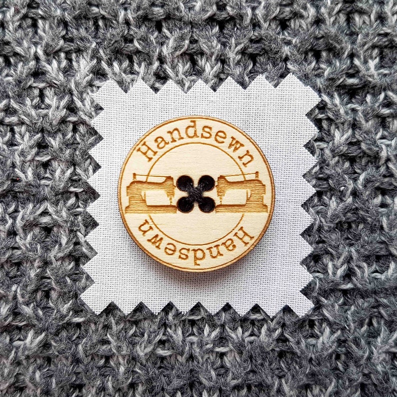 seamstress sewer wooden buttons with engraving and sewing machines for handmade sewing items Handsewn made with love for tailor