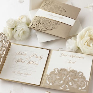 Luxus Laserschnitt Pocketfold Hochzeitseinladung Altgold & Goldrücken 3 Beilagen: Rsvp mit Umschlag, Pocket-Einladung