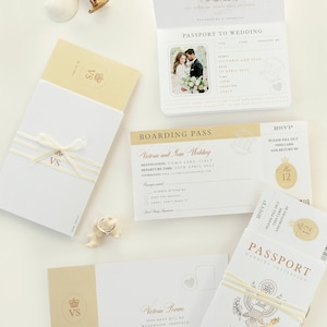 Luxuriöse Reisepass-Hochzeitseinladung Champagner mit echter Goldfolie, Destination Wedding, Heiraten im Ausland, Luxus Hochzeit, Bordkarte
