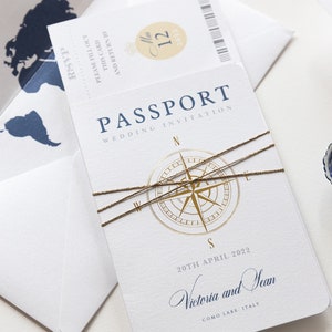 Reisepass-Hochzeitseinladung Kompass Design mit Goldfolie und Weltkarte, Hochzeit im Ausland, Auslandshochzeit, Luxus, Bordkarte
