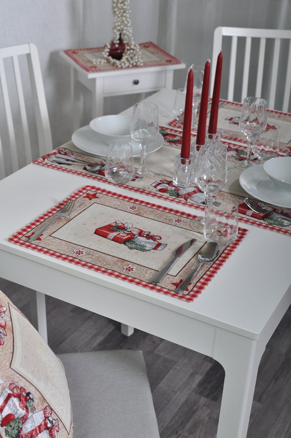 SICOHOME Christmas Placemats,Set of 6,Red Placemat for Christmas Dining Table,Home,Kitchen,Office and Outdoor