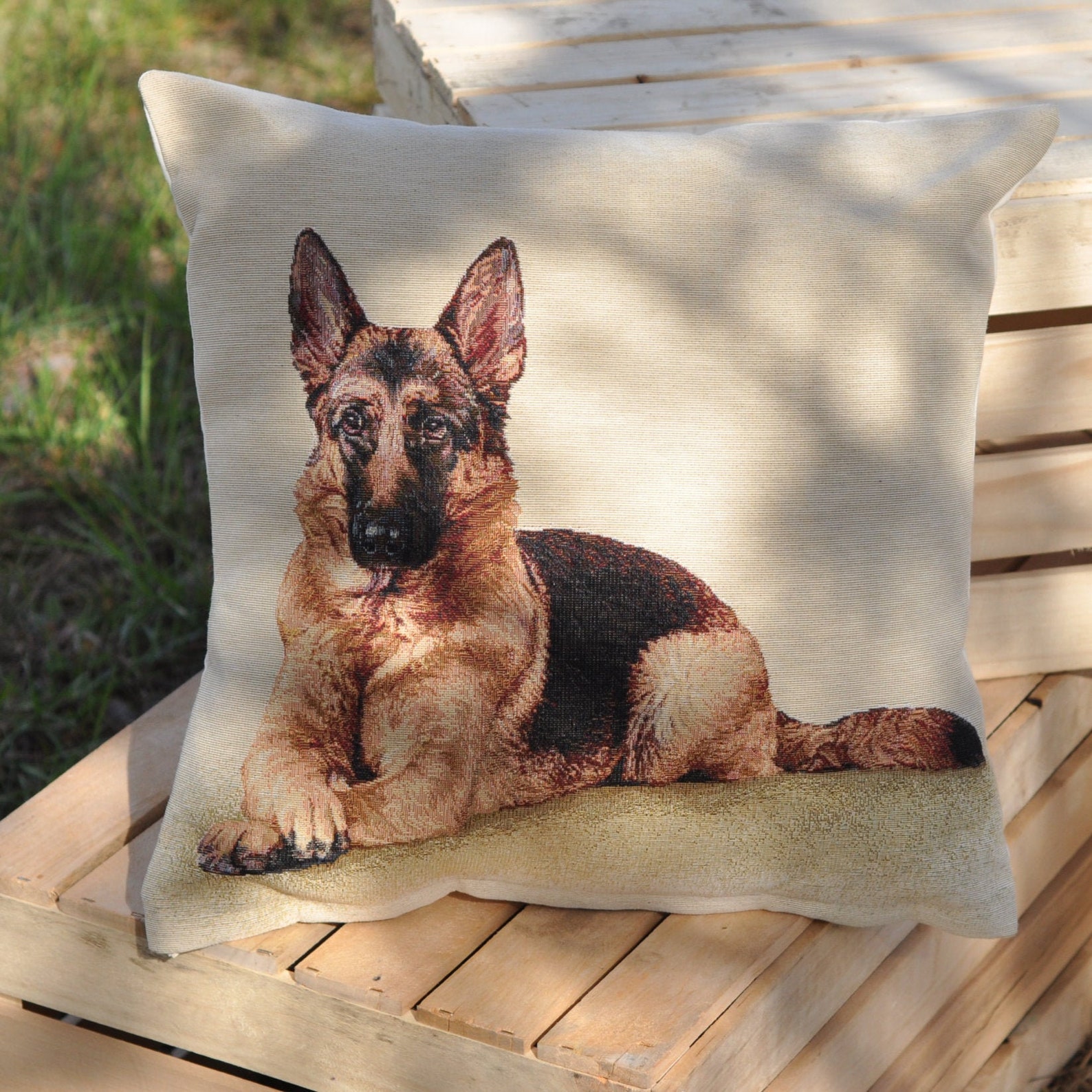 German Shepherd Pillow Cover. Dog Lover Gift. 18x18 Cushion Etsy
