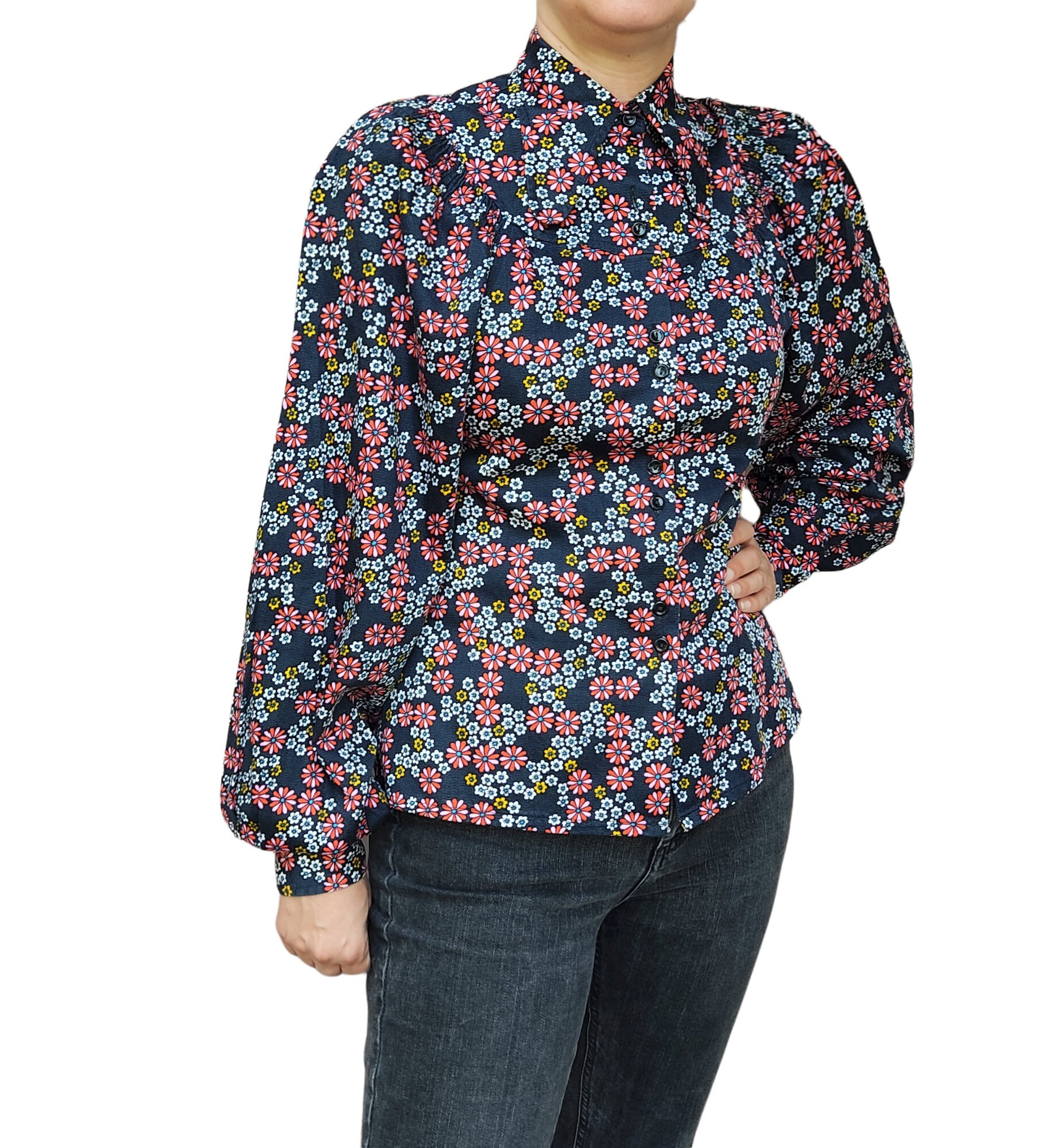 Vintage Art Hollowed Out Lace Patchwork Ruffles Flowers Shirt main image 1