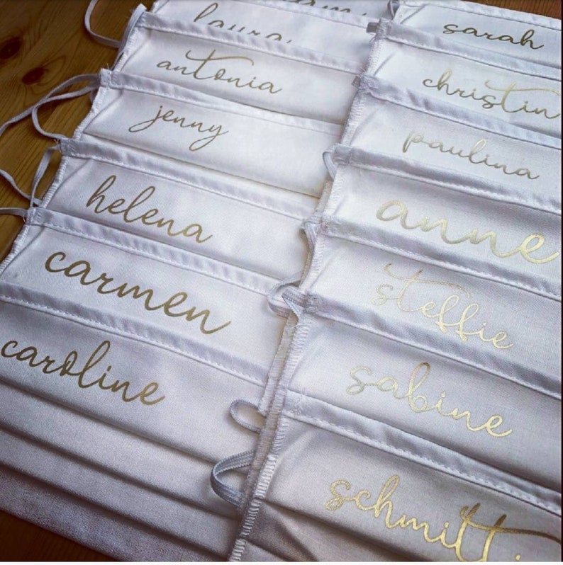 Face Mask JGA Wedding White met Wish Name in Gold/Rosé Gold/ image 0 - mondkapje bruiloft