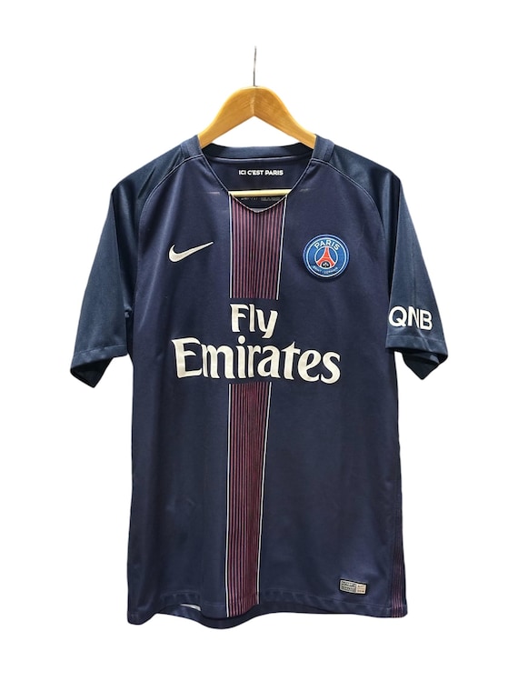 psg burgundy jersey