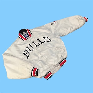 Vintage 90s Starter NBA Chicago Bulls satin bomber jacket