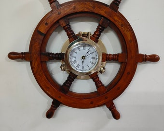 Horlogerie nautique à hublots en bois, laiton massif, roue de bateau pirate, cadeau de décoration pour la plage du capitaine Maritime (18 pouces)