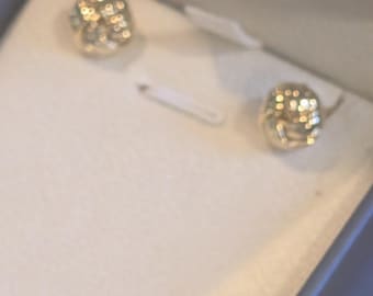 Vintage Estate Solid Yellow Gold Lovers Knot Sryle Stud Earrings, Perfect Daily Earrings