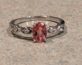 Lovely Estate Vintage Oval Cut Red Zirxon & Accent Colorless Zircon Engagement, Birthstone, Statement Ring