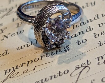 1950s Mid Century Diamond Etched White Topaz Cocktail Statement Ring