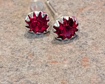 Estate Vintage Speciality Flower Cut Natural Stop Sign Red Garnet Star Bezel Stud Birthstone Earrings, Sparkling Beauties