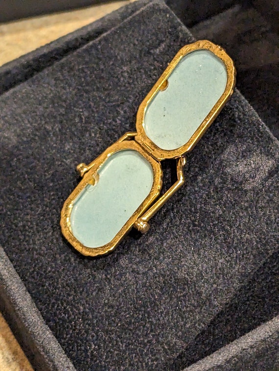 Immaculate Solid Gold Spinner Embossed Bottom Ope… - image 6