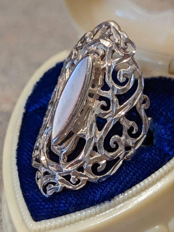 Unique 1920s Art Deco Mother of Pearl Filigree St… - image 7