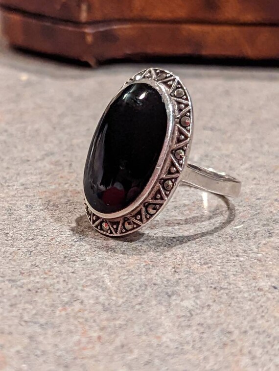 Sleek Flapper 1930s Black Onyx & Marcasite Stateme