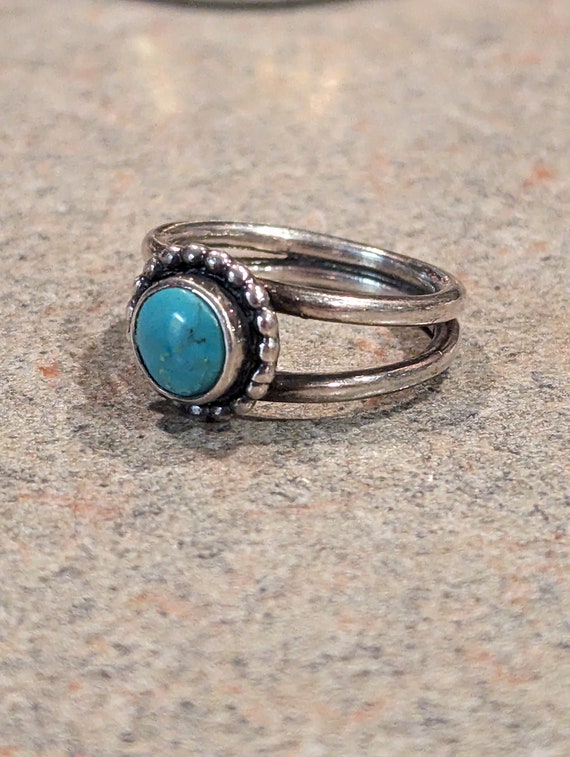 Mid Century Handcrafted Turquoise Statement Ring, 